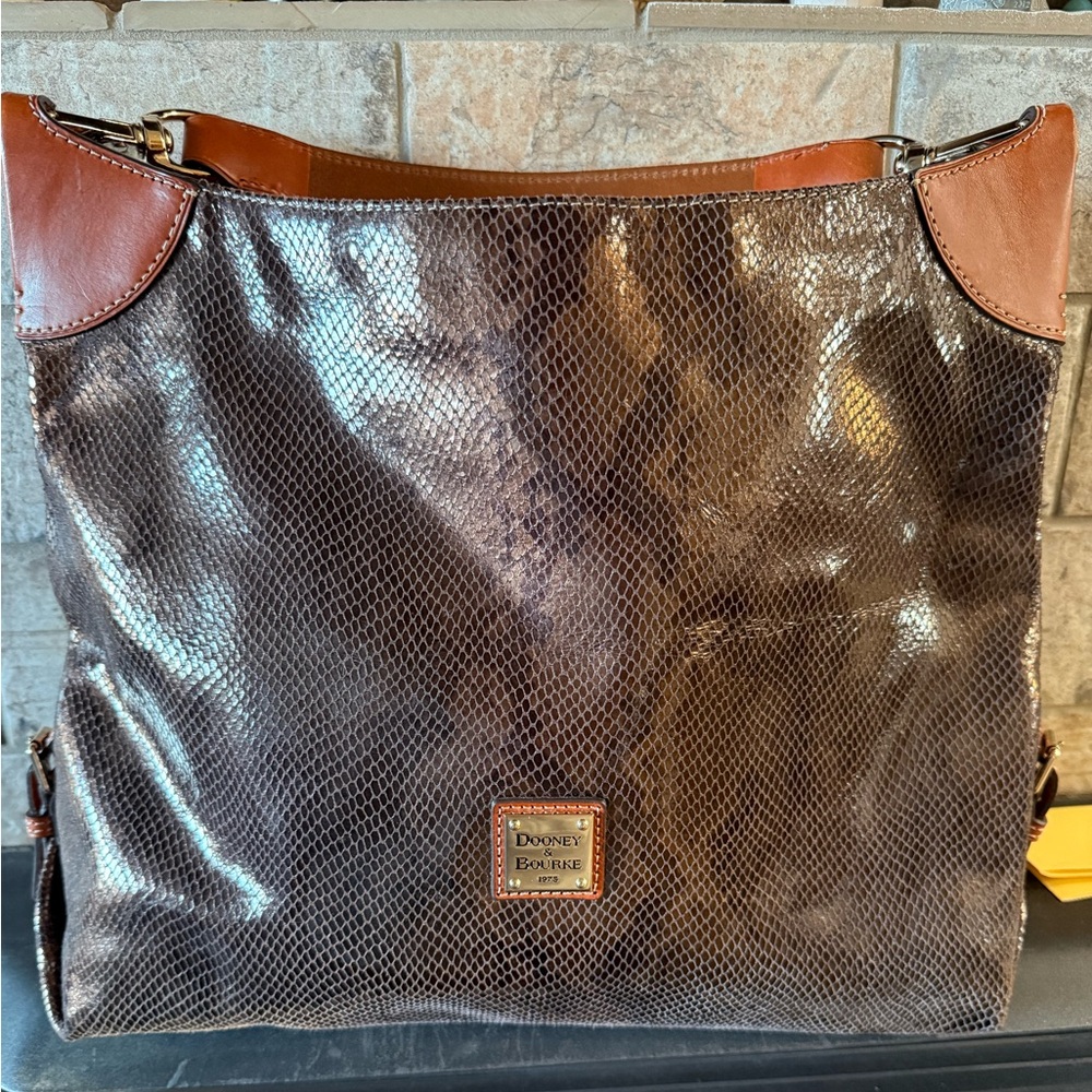 Dooney & Bourke Brown Leather Snake shimmer Women's Bag